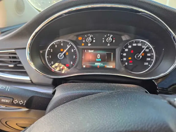 Buick Encore 2017 photo 3