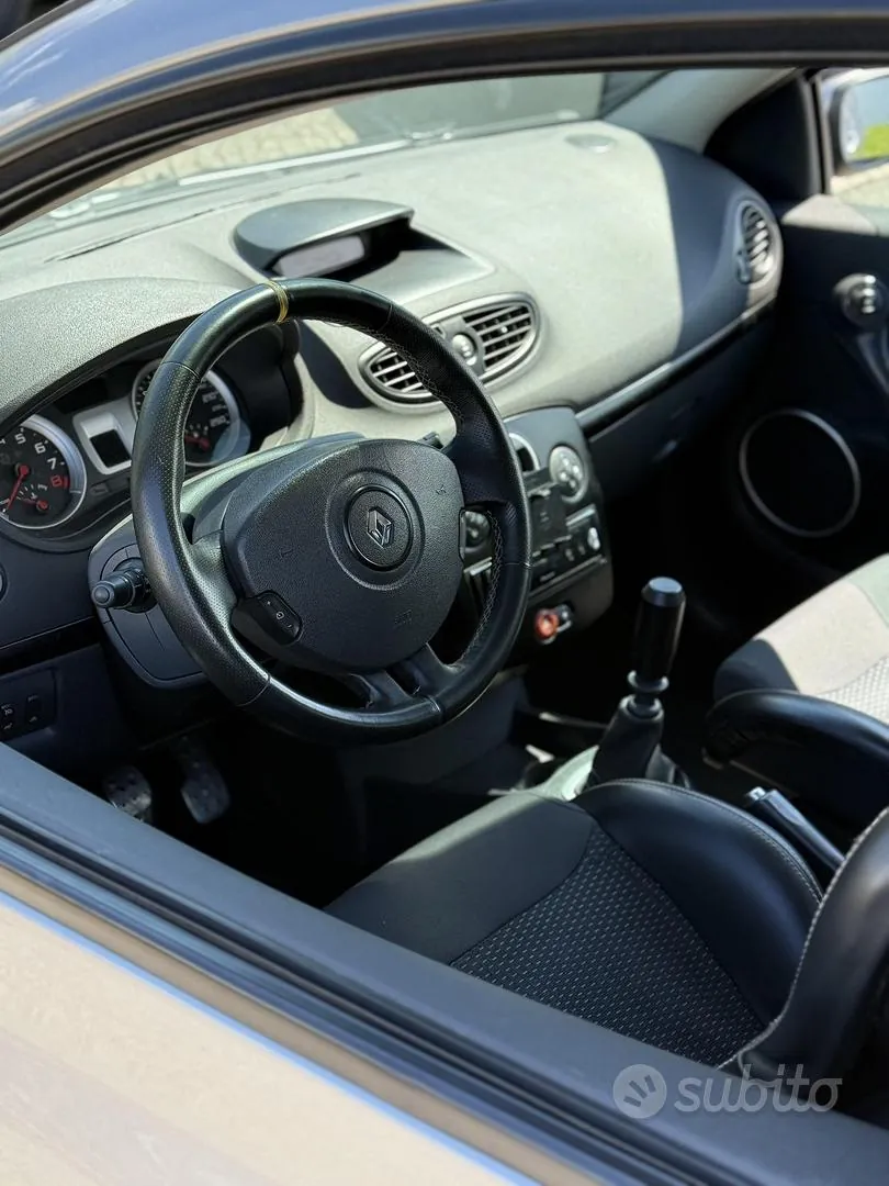 Renault Clio 2007 photo 4
