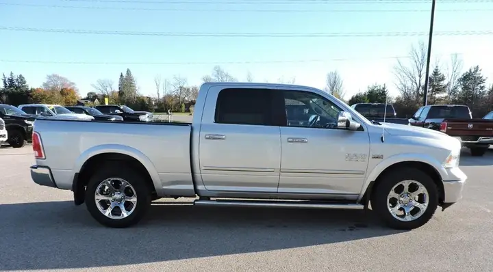 Ram 1500 Laramie 2018 photo 4