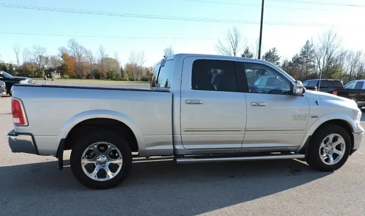 Ram 1500 Laramie 2018 photo 5