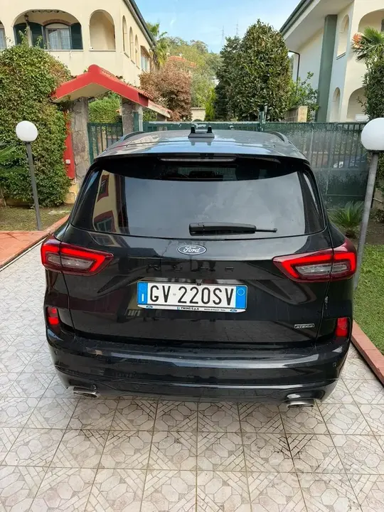 Ford Kuga 2024 photo 2