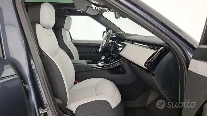 Land Rover Range Rover Sport 2023 photo 3