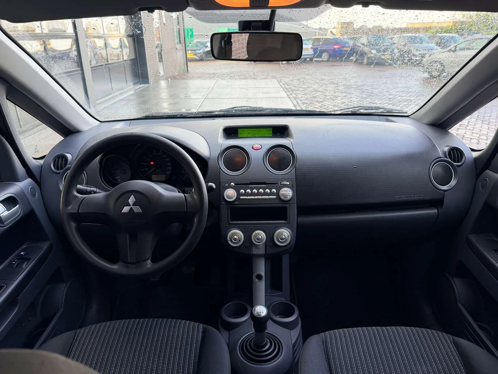 Mitsubishi Colt 2008 photo 3