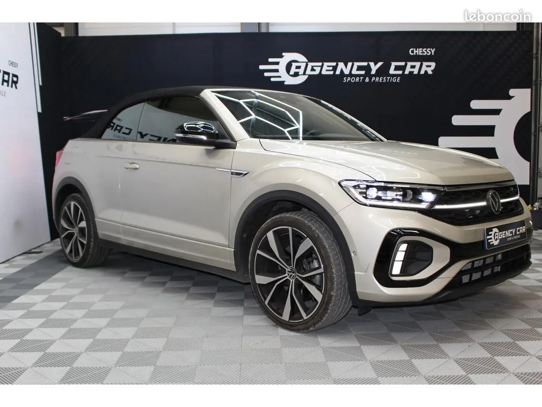 Volkswagen T-Roc 2024 photo 2