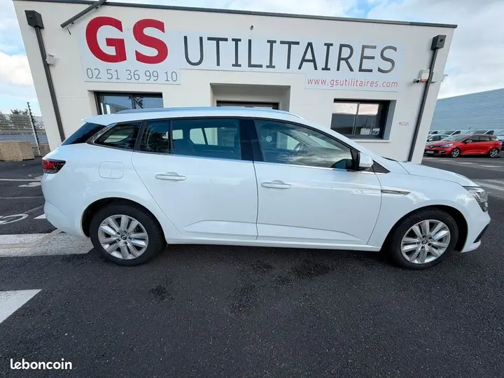 Renault Megane 2022 photo 3