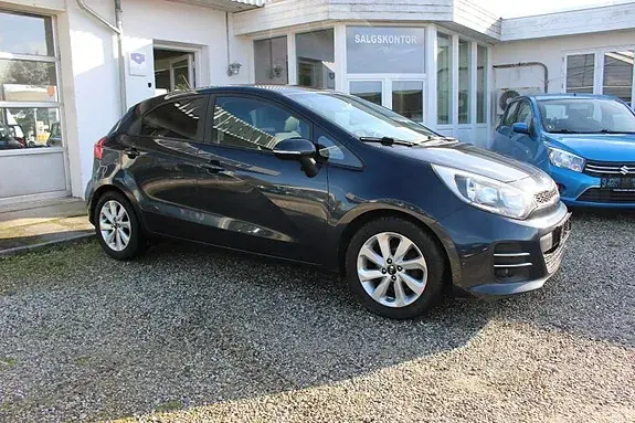Kia Rio 2015 photo 3