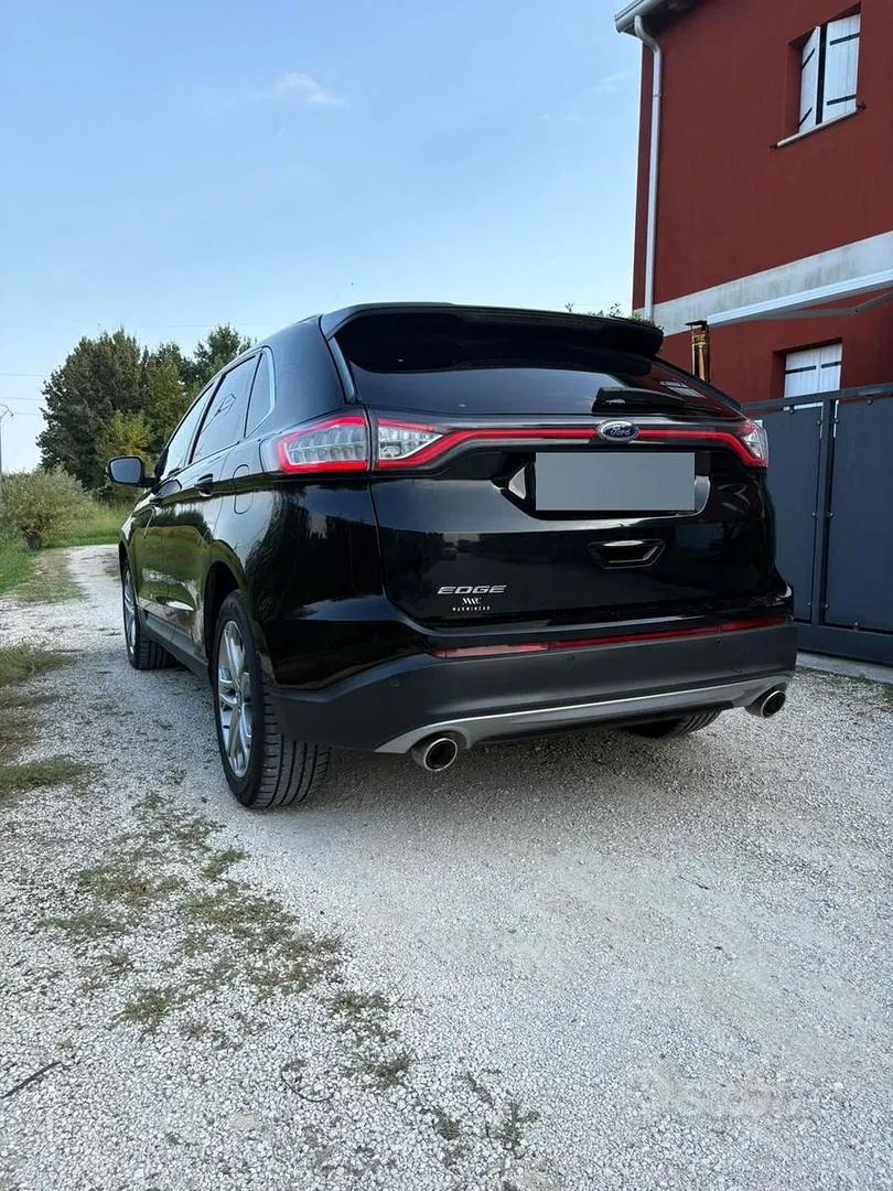 Ford Edge 2016 photo 2