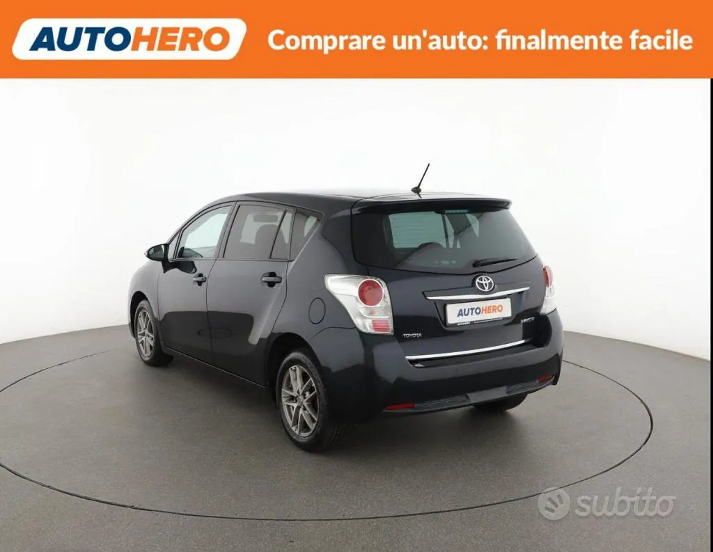 Toyota Verso 2016 photo 4