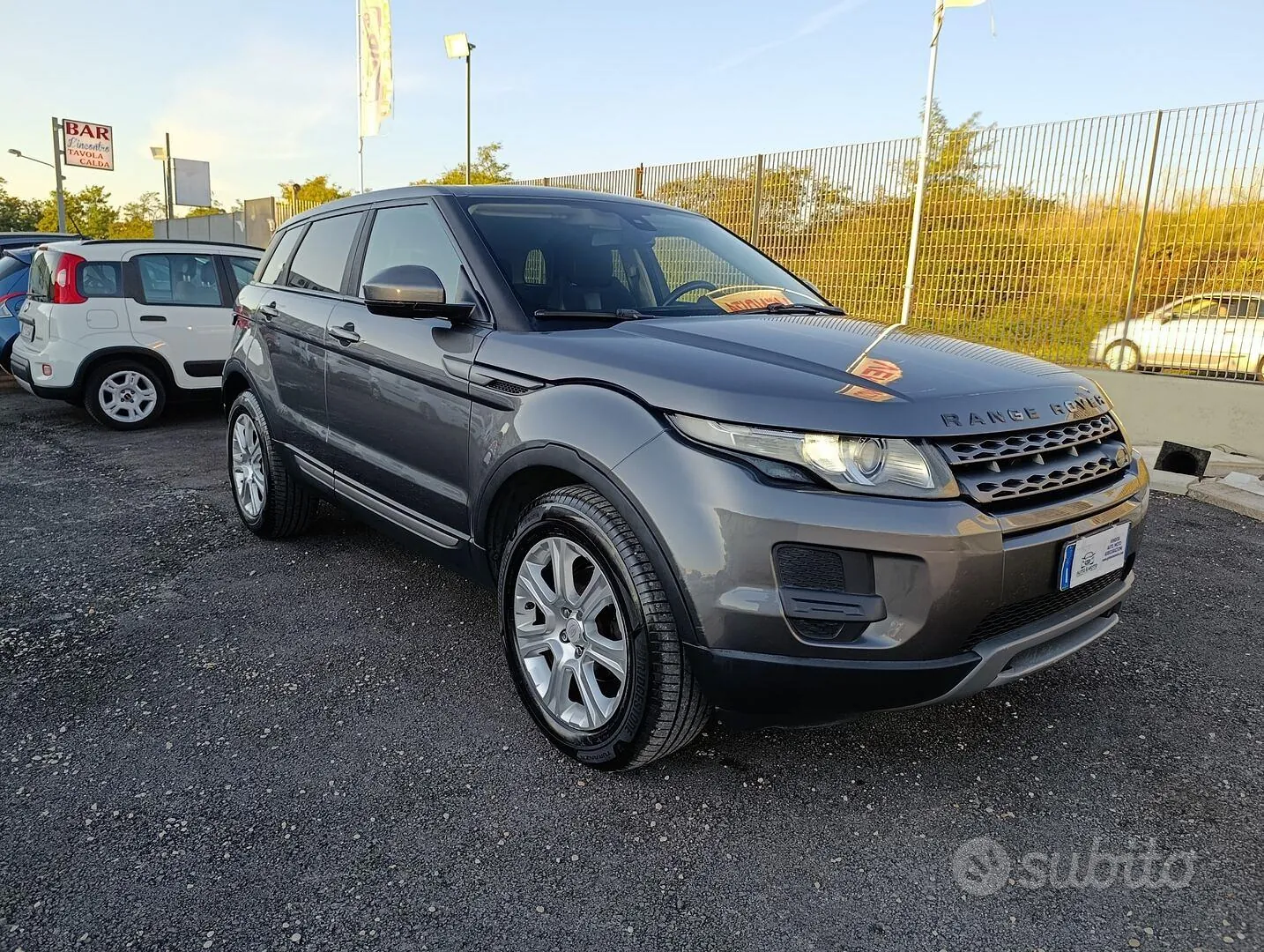 Land Rover Range Rover Evoque 2015 photo 3