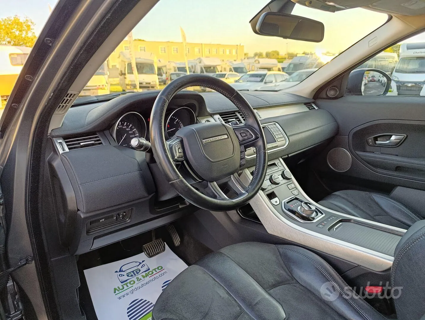Land Rover Range Rover Evoque 2015 photo 4