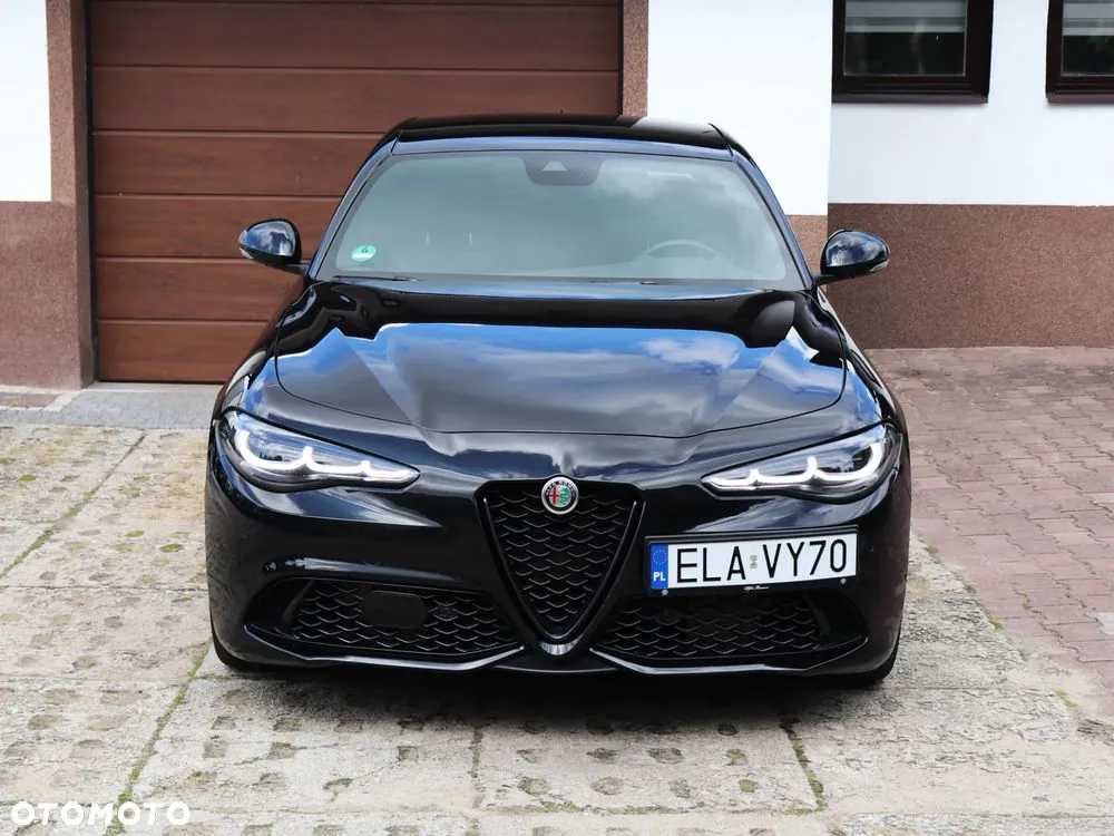 Alfa Romeo Giulia 2024 photo 4