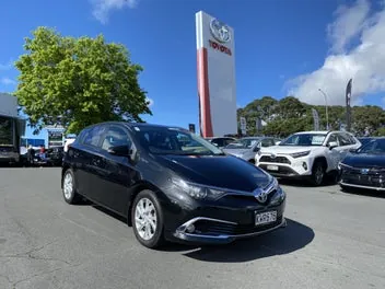 Toyota Corolla 2017 photo 2