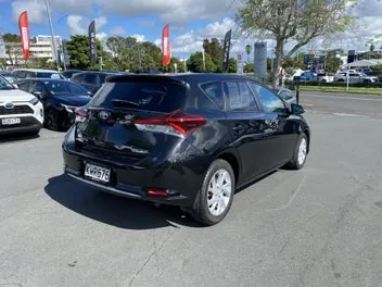 Toyota Corolla 2017 photo 3