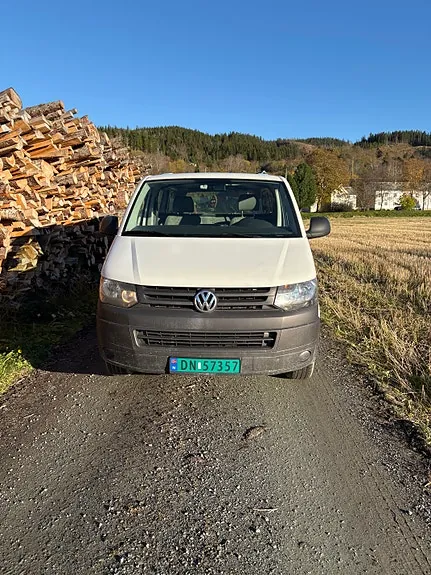 Volkswagen Transporter 2011 photo 2