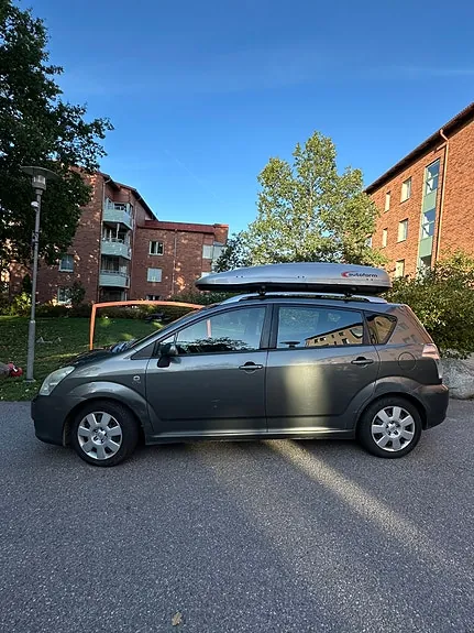 Toyota Corolla Verso 2004 photo 3