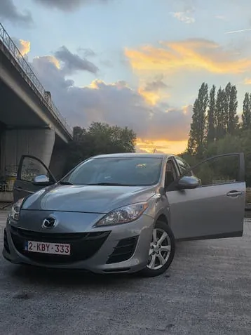 Mazda 3 Essance