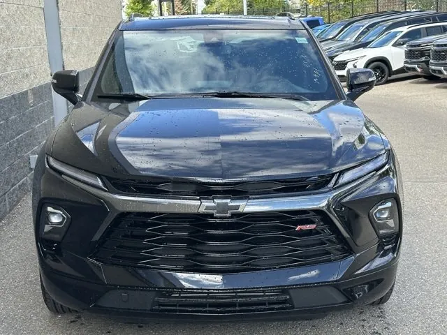Chevrolet Blazer 2026 photo 2