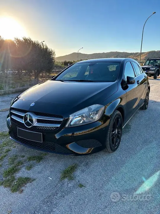 Mercedes-Benz A 180