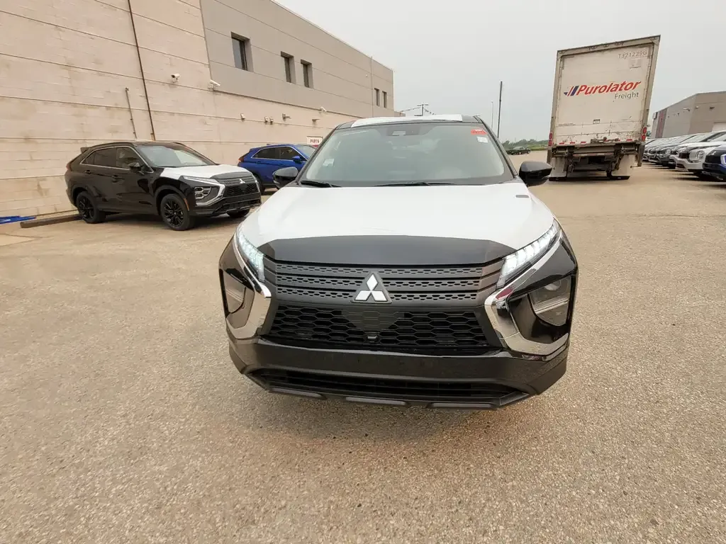 Mitsubishi Eclipse Cross 2026 photo 2
