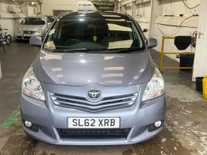 Toyota Verso 2012 photo 5