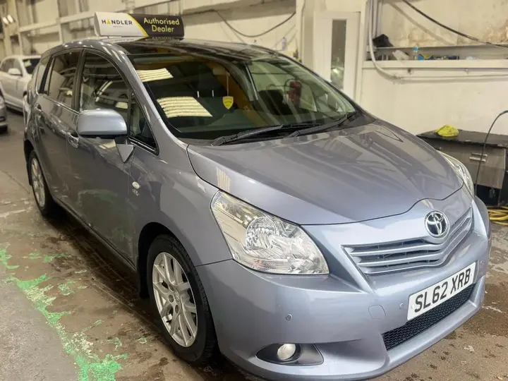 Toyota Verso 2012 photo 4