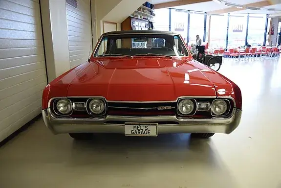Oldsmobile Cutlass 1967 photo 3
