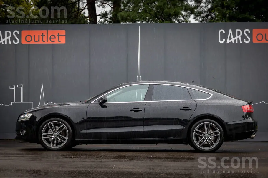 Audi A5 2010 photo 5