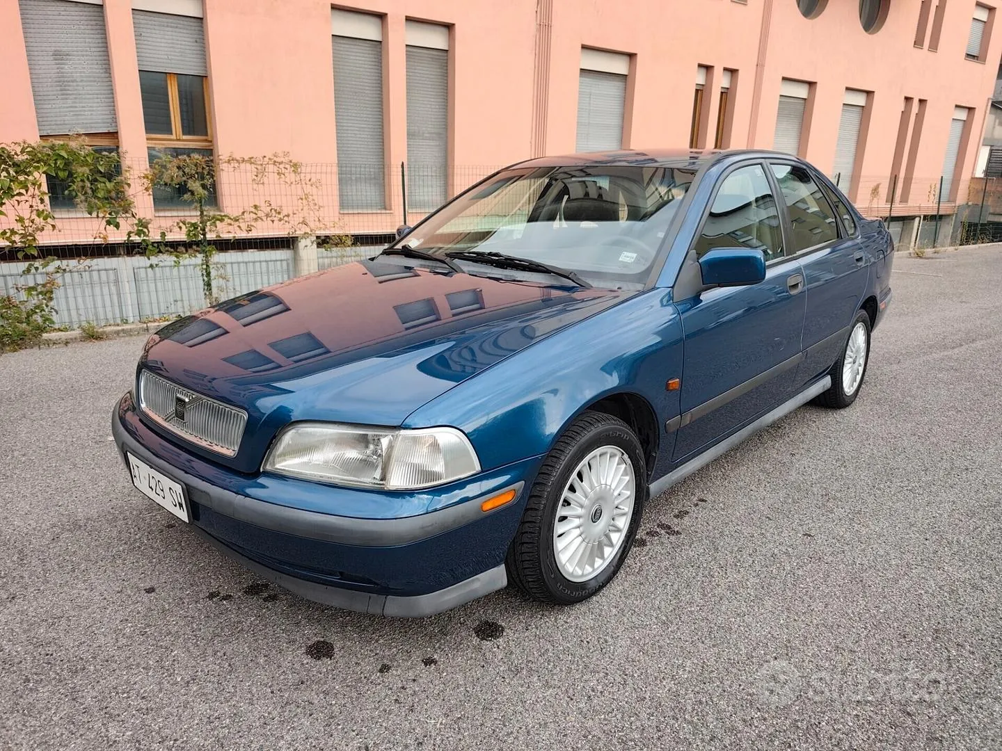 Volvo S40