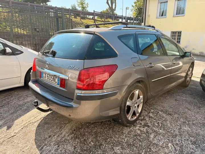 Peugeot 407
