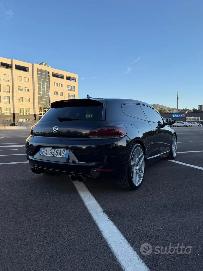 Volkswagen Scirocco 2010 photo 2