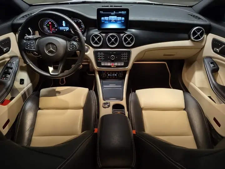 Mercedes-Benz Cla
