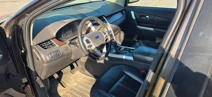 Ford Edge 2011 photo 5