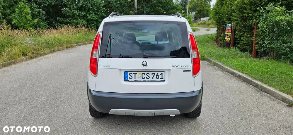 Skoda Roomster 2014 photo 4