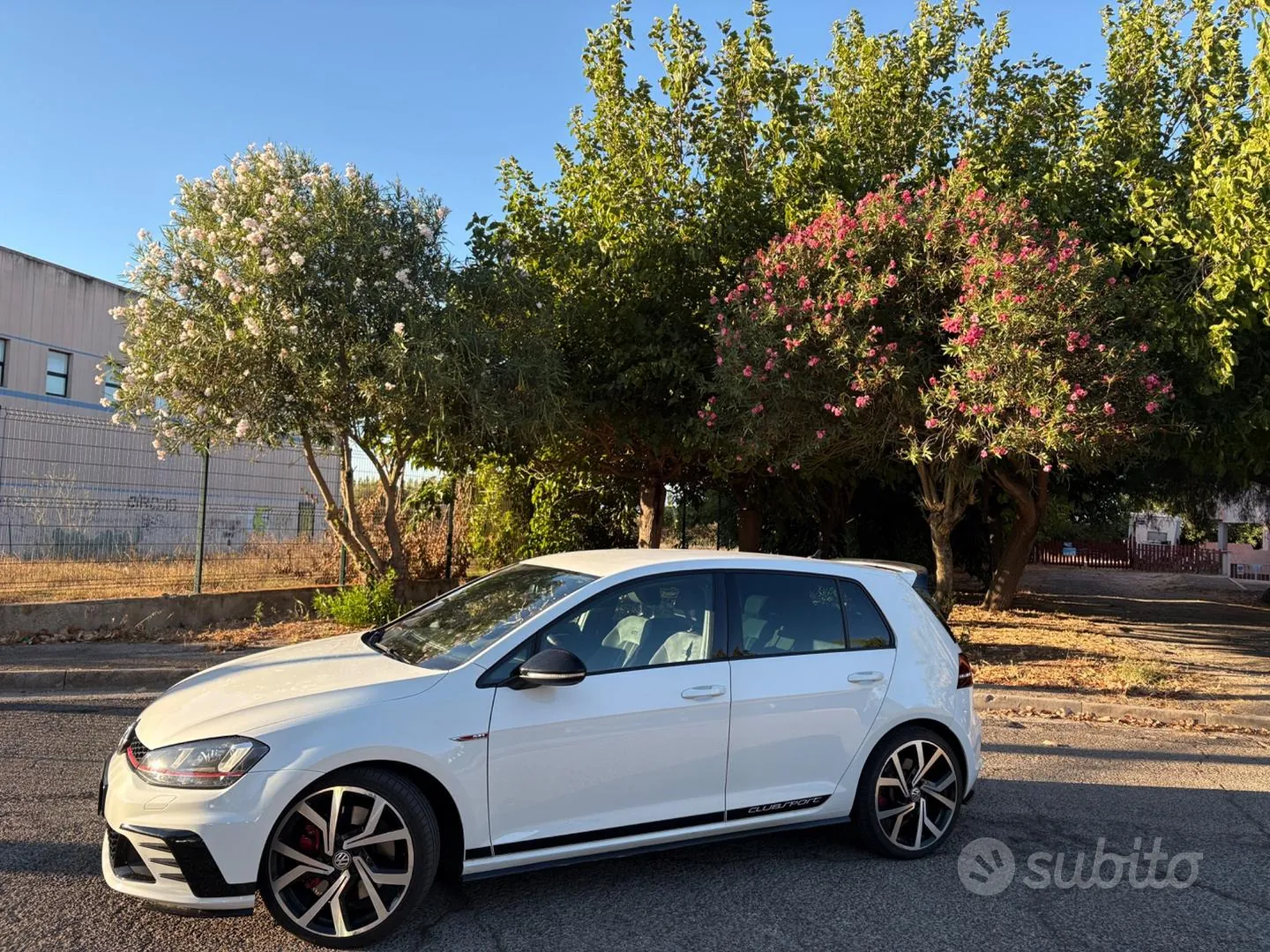 Volkswagen Golf Gti 2017 photo 4