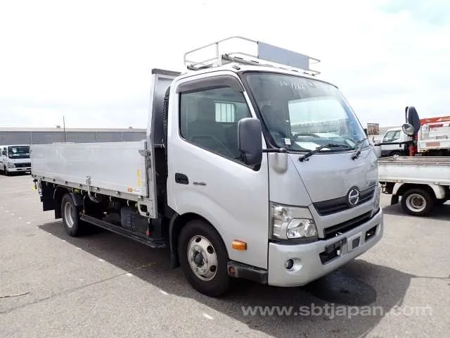 Hino Dutro