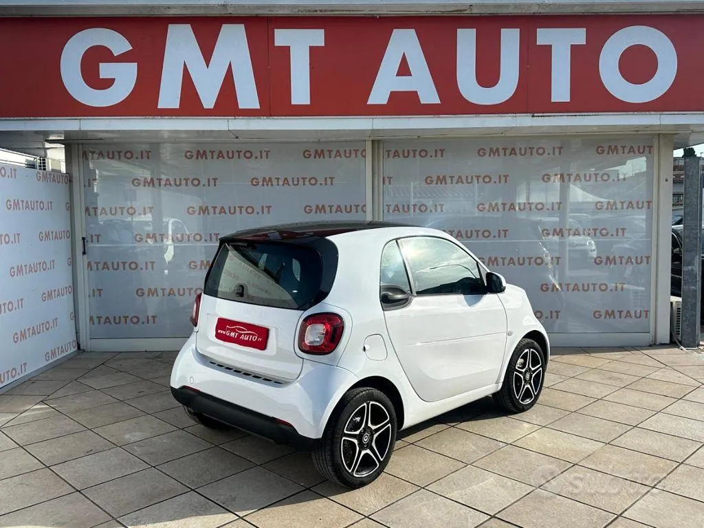 Smart Fortwo 2019 photo 5