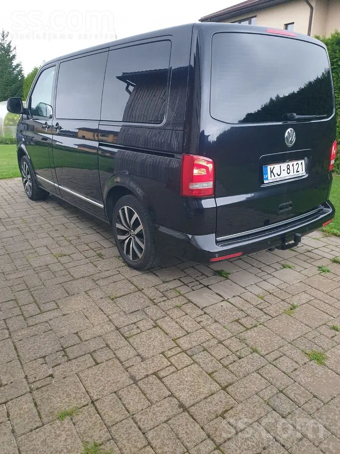 Volkswagen Multivan 2015 photo 2