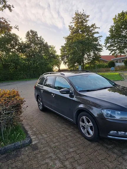 Volkswagen Passat 2014 photo 2