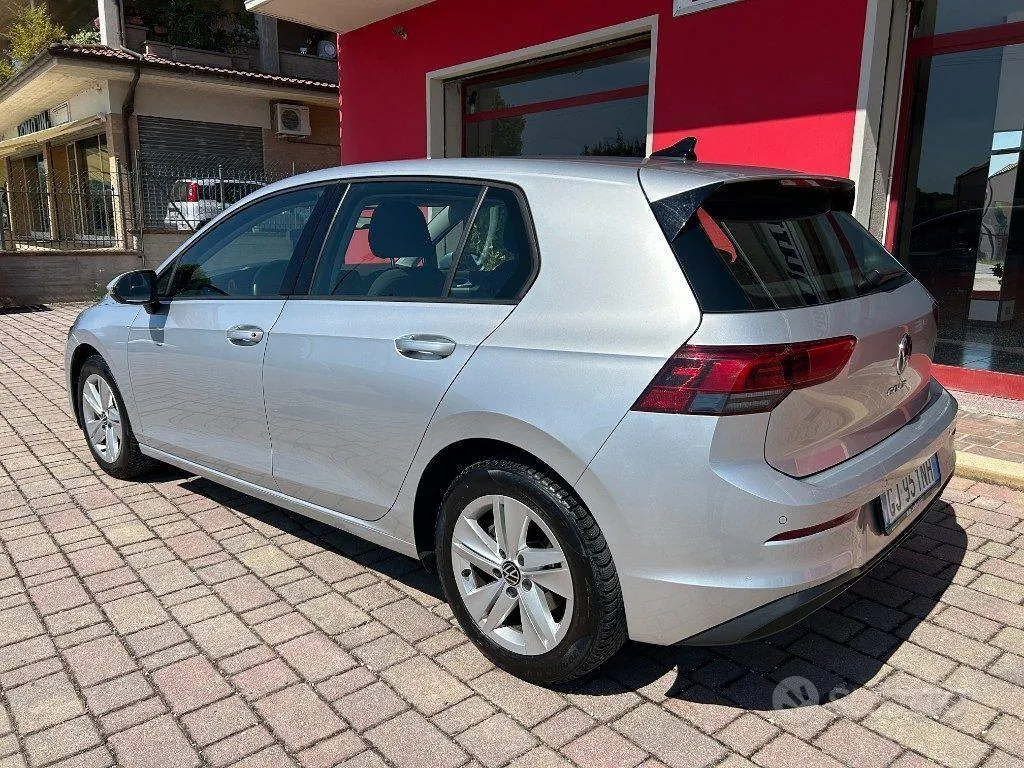 Volkswagen Golf 2022 photo 4