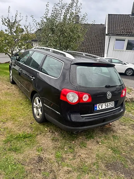 Volkswagen Passat 2010 photo 2