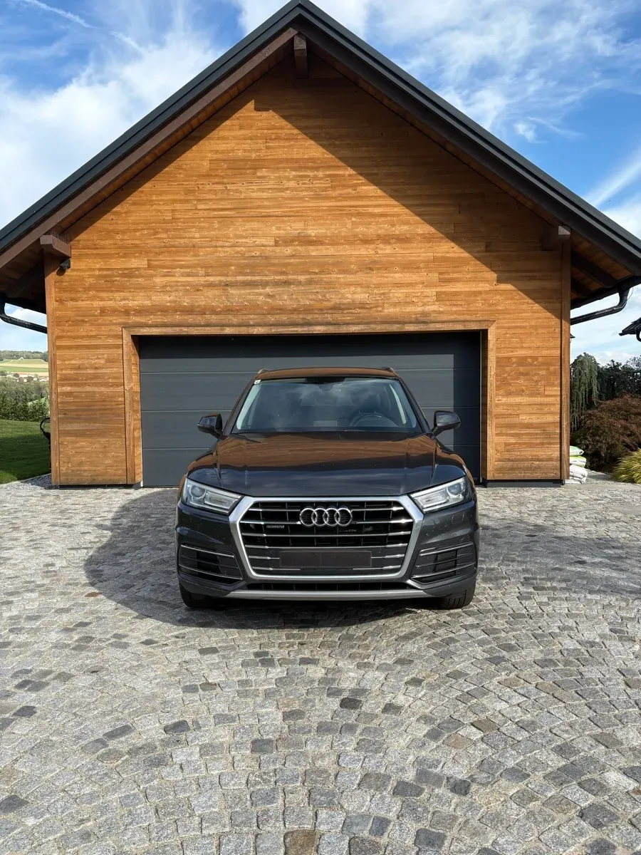Audi Q5 2017 photo 2