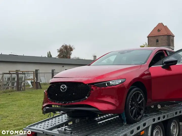 Mazda 3 2022 photo 2