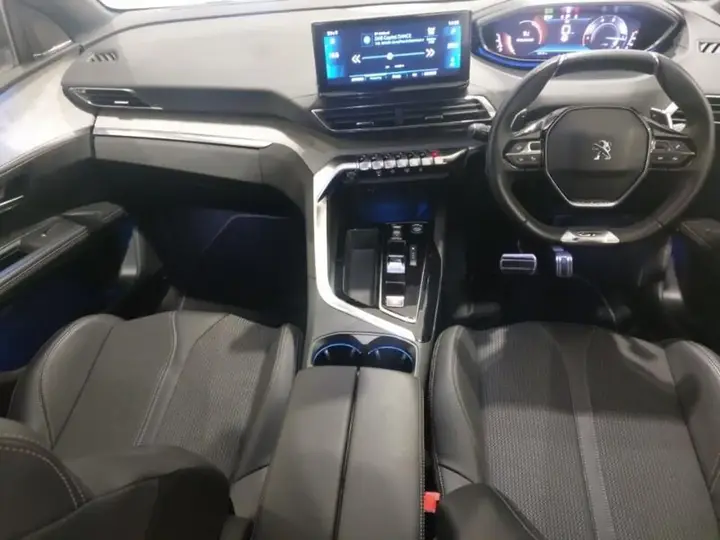 Peugeot 5008 2023 photo 3