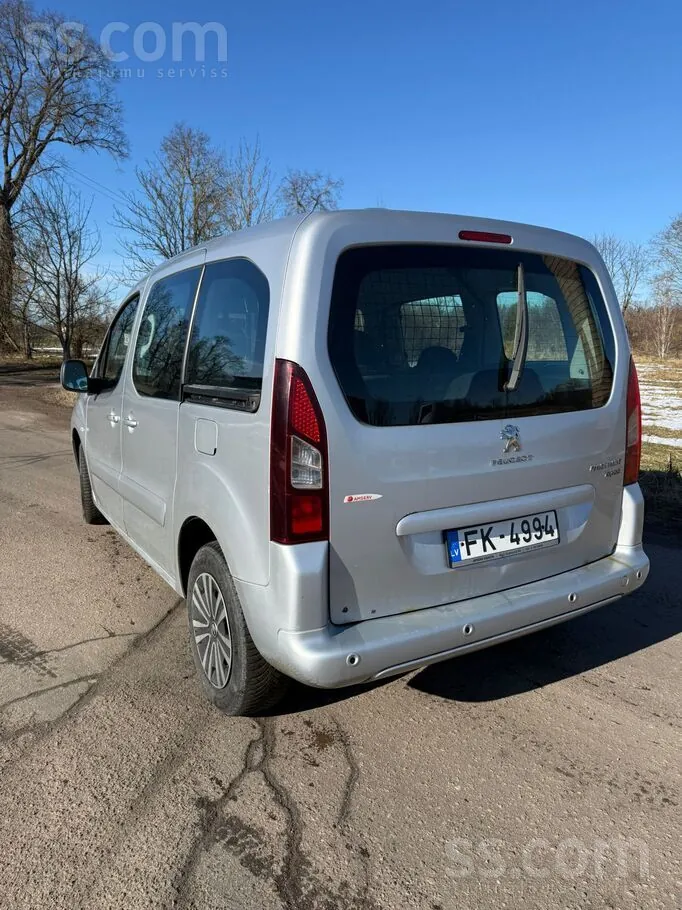 Peugeot Partner 2015 photo 2