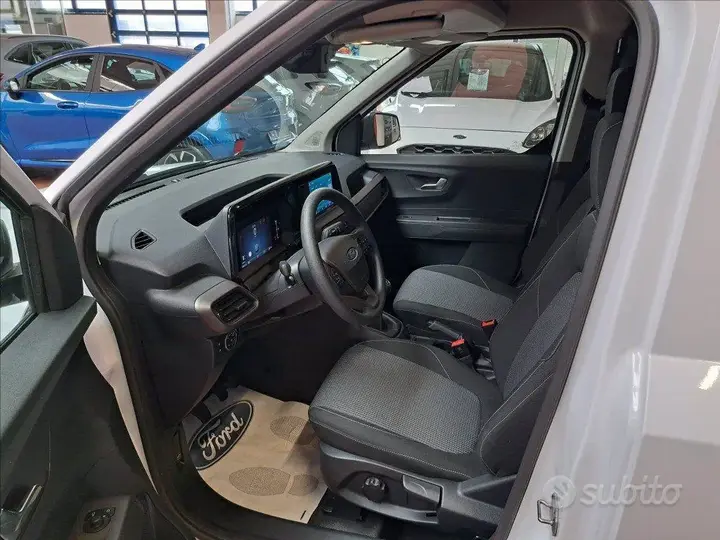 Ford Transit Courier 2025 photo 2