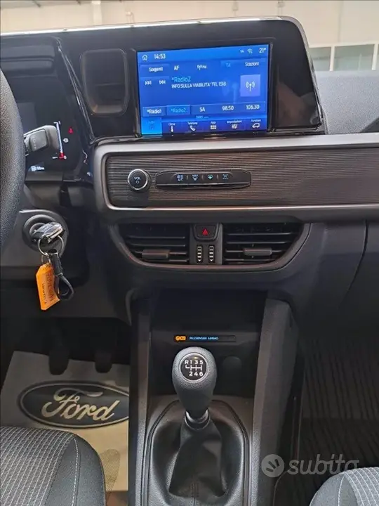 Ford Transit Courier 2025 photo 5