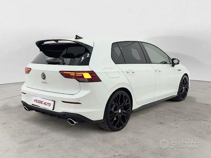 Volkswagen Golf Gti 2023 photo 5