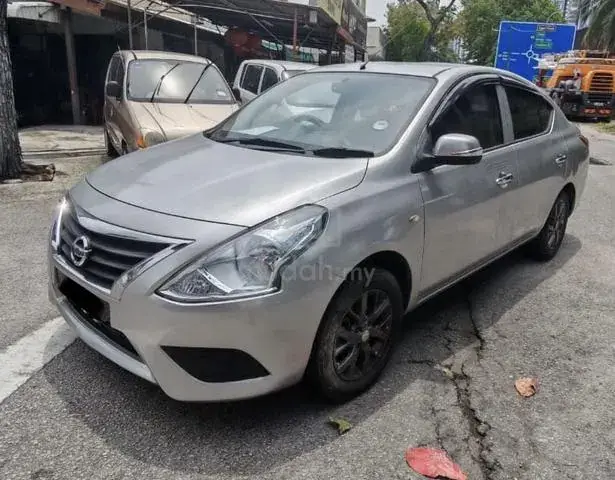 Nissan Almera