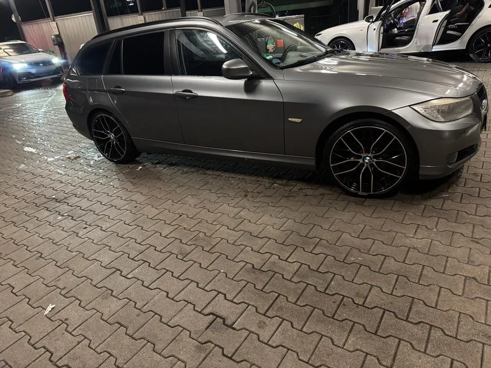 BMW 318D