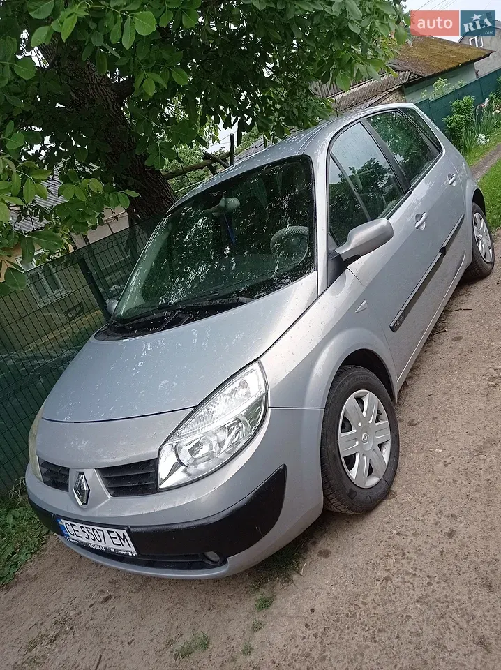 Renault Scenic 2004 photo 2